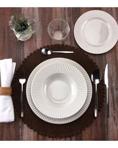 Vajilla de 18 Piezas Rayas en Relieve de Porcelana