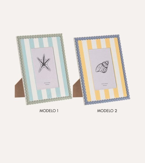 Marco de Fotos con Bolas Decorativas de MDF