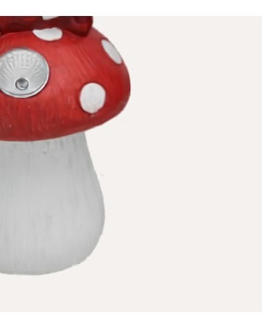 Figura Decorativa Gnomo con Seta Luz Solar de Cemento