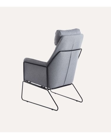 Sillón Sintra con Respaldo Alto y Estructura Metálica