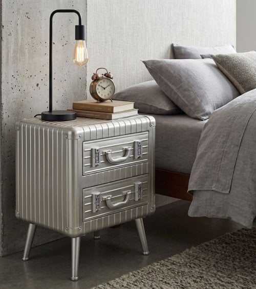 Mesita de Noche Industrial Estilo Maleta de MDF y Metal