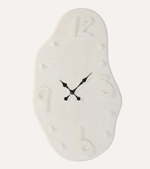 Reloj de Pared con Forma Ovalada de MDF