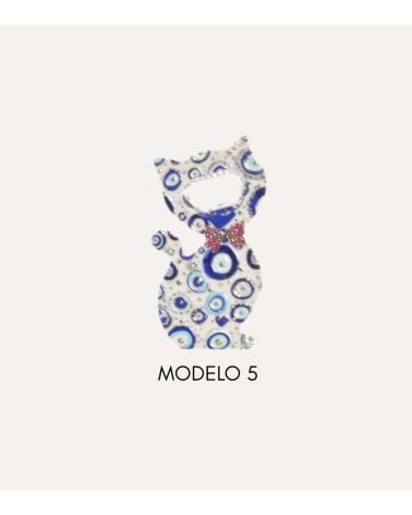Imán con Abridor y Diseño de Gato Decorativo con Relieve de Resina y Metal