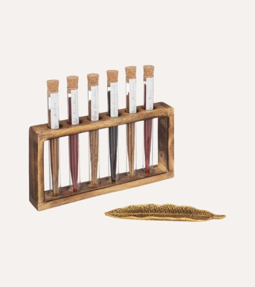 Set de 6 Inciensos Namaste con Soporte de Madera