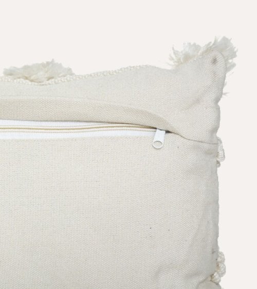 Cojín Rectangular con Flecos de Material Reciclado