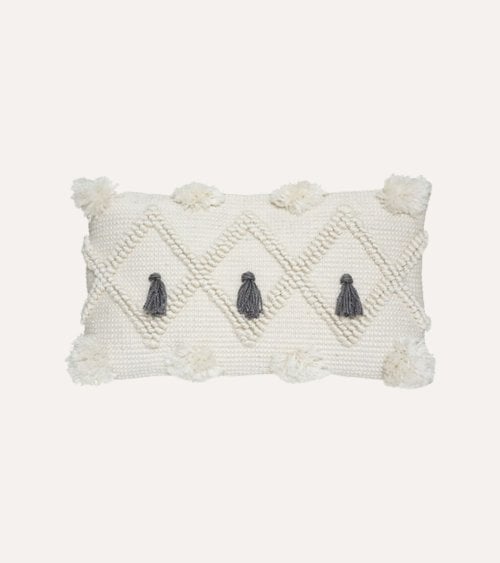 Cojín Rectangular con Flecos de Material Reciclado