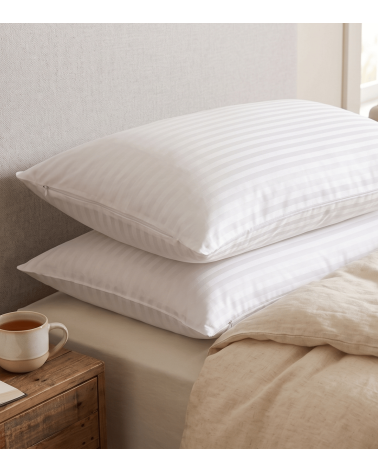 Almohada Nelva de Firmeza Media con Tacto de Seda