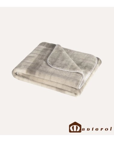 Manta Plaid Wolf a Cuadros de 100% Poliéster